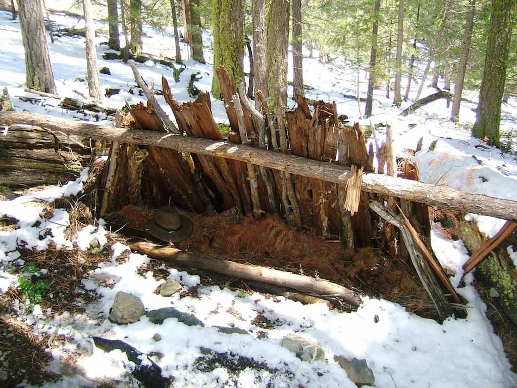 Winter 2024 bushcraft shelter